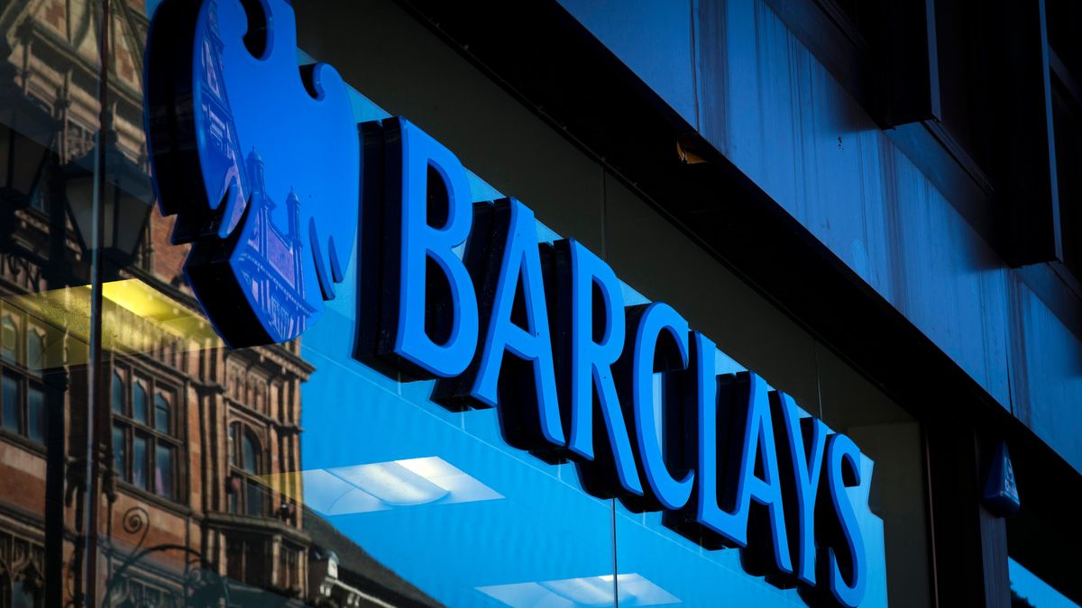 Barclays posiluje v britských finančních vodách. Kupuje Tesco Bank